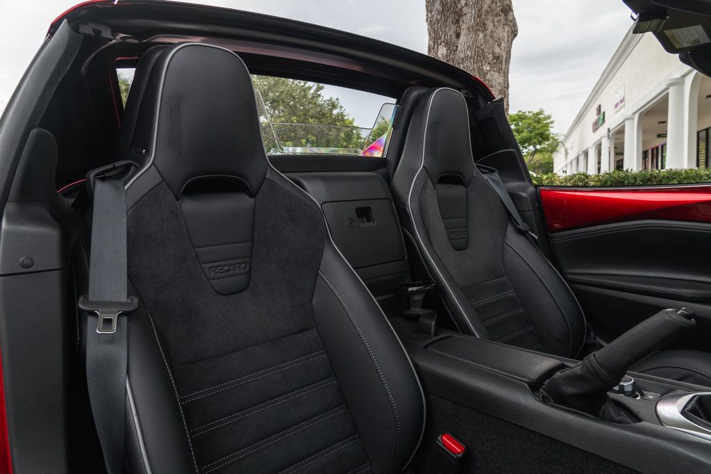 2023 Mazda MX-5 Miata Miata RF photo 18