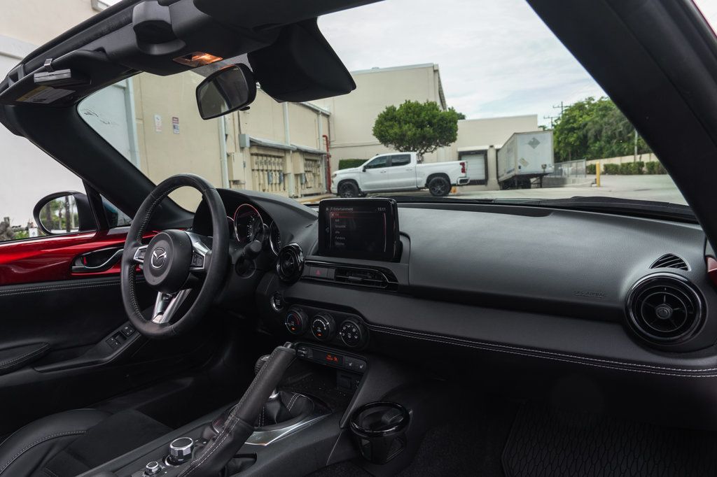 2023 Mazda MX-5 Miata Miata RF photo 20