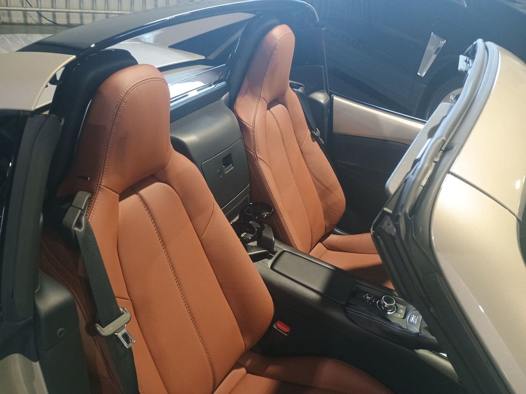 2023 Mazda MX-5 Miata RF Grand Touring 1 Owner Clean Carfax 490 Miles Factory Warranty - 22962759 - 33