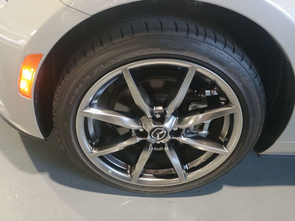 2023 Mazda MX-5 Miata RF Grand Touring 1 Owner Clean Carfax 490 Miles Factory Warranty - 22962759 - 44