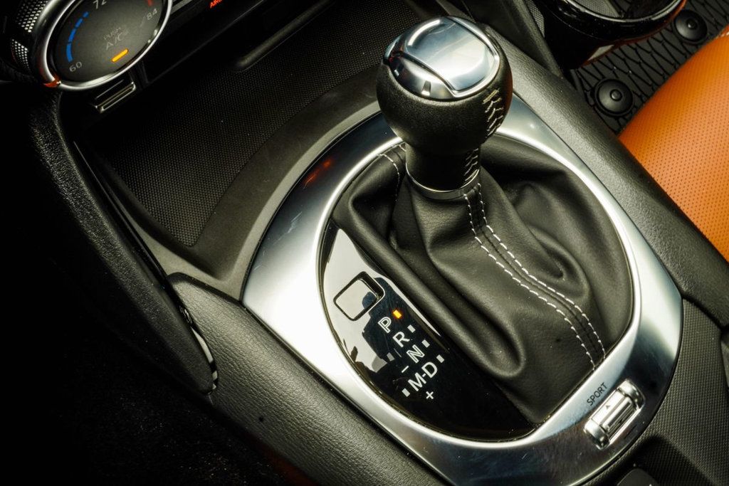 Mazda MX-5 photo 18