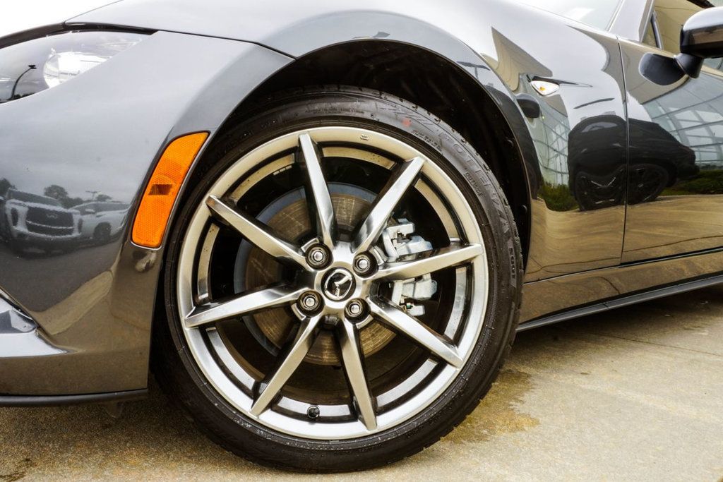 Mazda MX-5 photo 3