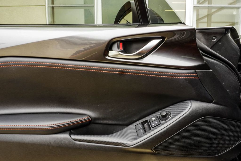 Mazda MX-5 photo 30