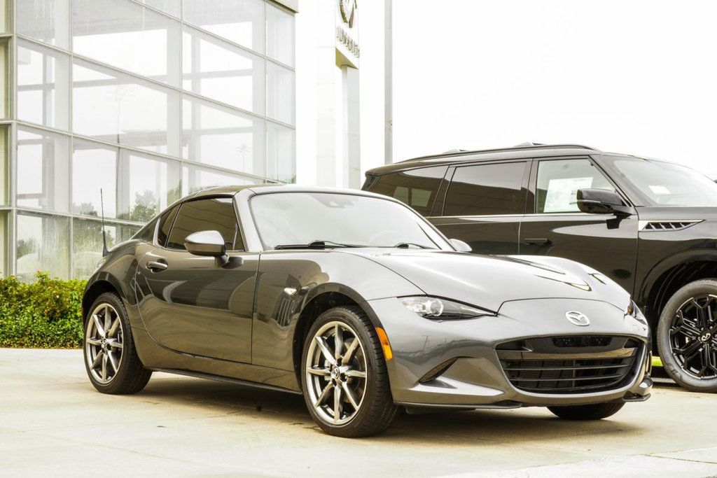 Mazda MX-5 photo 4