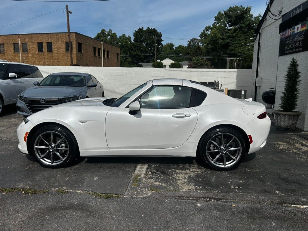2023 Mazda MX-5 Miata Miata RF photo 2