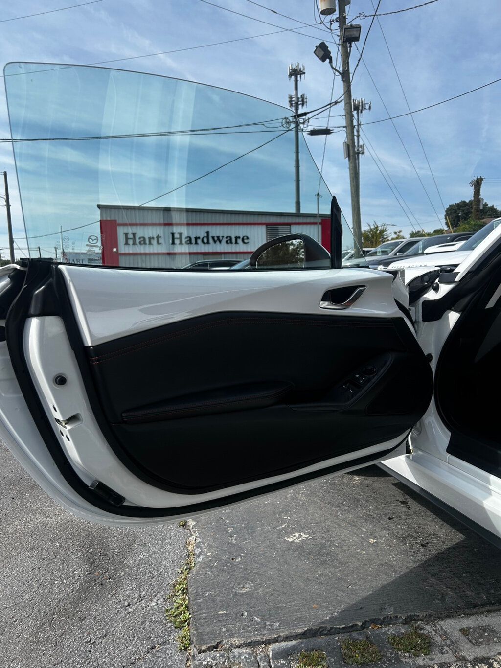 2023 Mazda MX-5 Miata Miata RF photo 9