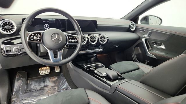 2023 Mercedes-Benz CLA CLA 250 4MATIC Coupe with AMG Line & Premium Pkgs + Heated Seats - 22974870 - 30