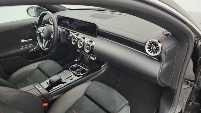 2023 Mercedes-Benz CLA CLA 250 4MATIC Coupe with AMG Line & Premium Pkgs + Heated Seats - 22974870 - 40