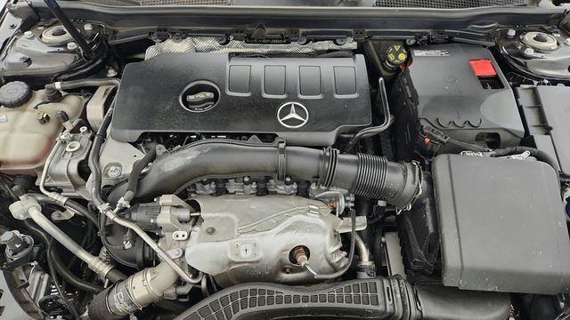 2023 Mercedes-Benz CLA CLA 250 4MATIC Coupe with AMG Line & Premium Pkgs + Heated Seats - 22974870 - 42