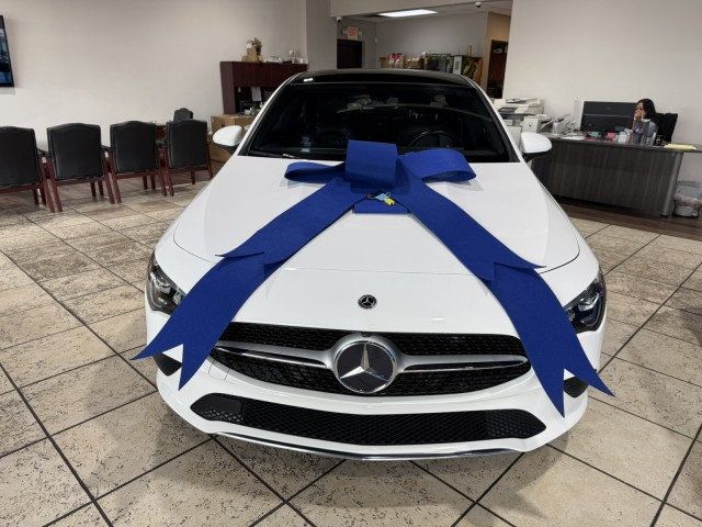 2023 Mercedes Benz CLA 250 photo 2