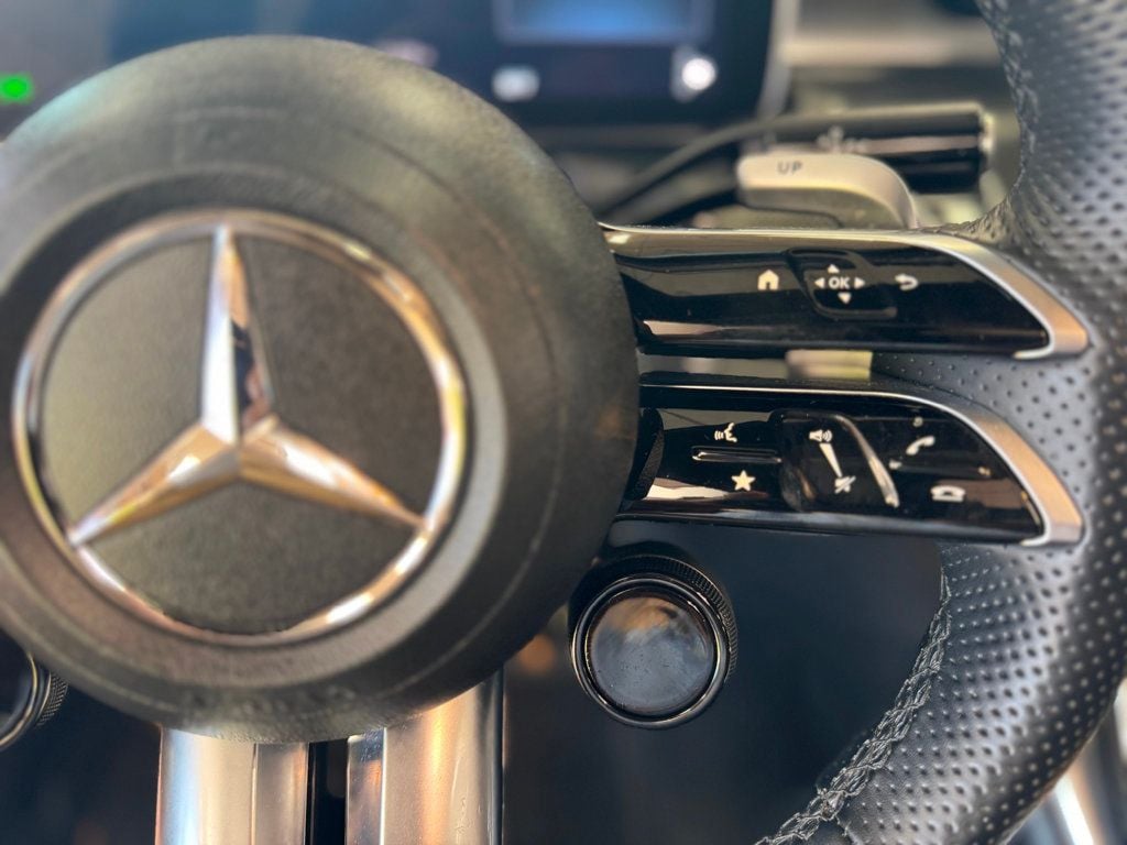 2023 Mercedes Benz C AMG 43 4MATIC Sedan photo 27