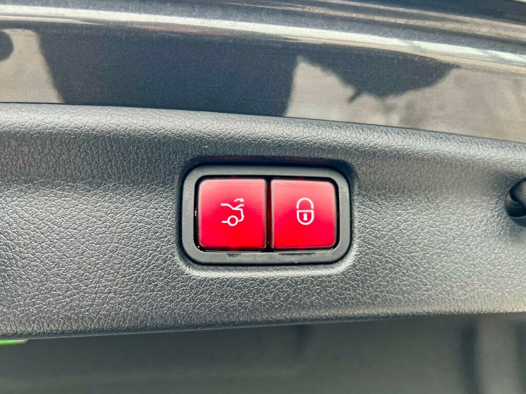 2023 Mercedes-Benz C-Class AMG C 43 4MATIC Sedan - 22972777 - 9