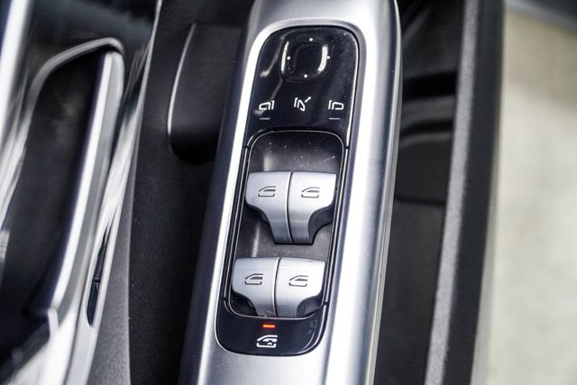 2023 Mercedes-Benz C-Class C 300 4MATIC Sedan - 23070920 - 33