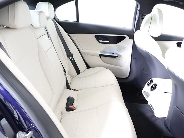 2023 Mercedes-Benz C-Class C 300 4MATIC Sedan - 22994570 - 37