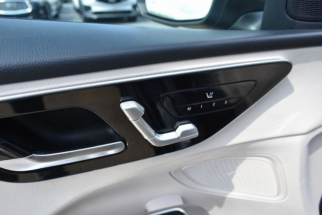 2023 Mercedes-Benz C-Class C 300 4MATIC Sedan - 22904598 - 30