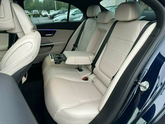 2023 Mercedes-Benz C-Class C 300 4MATIC Sedan - 23065158 - 18