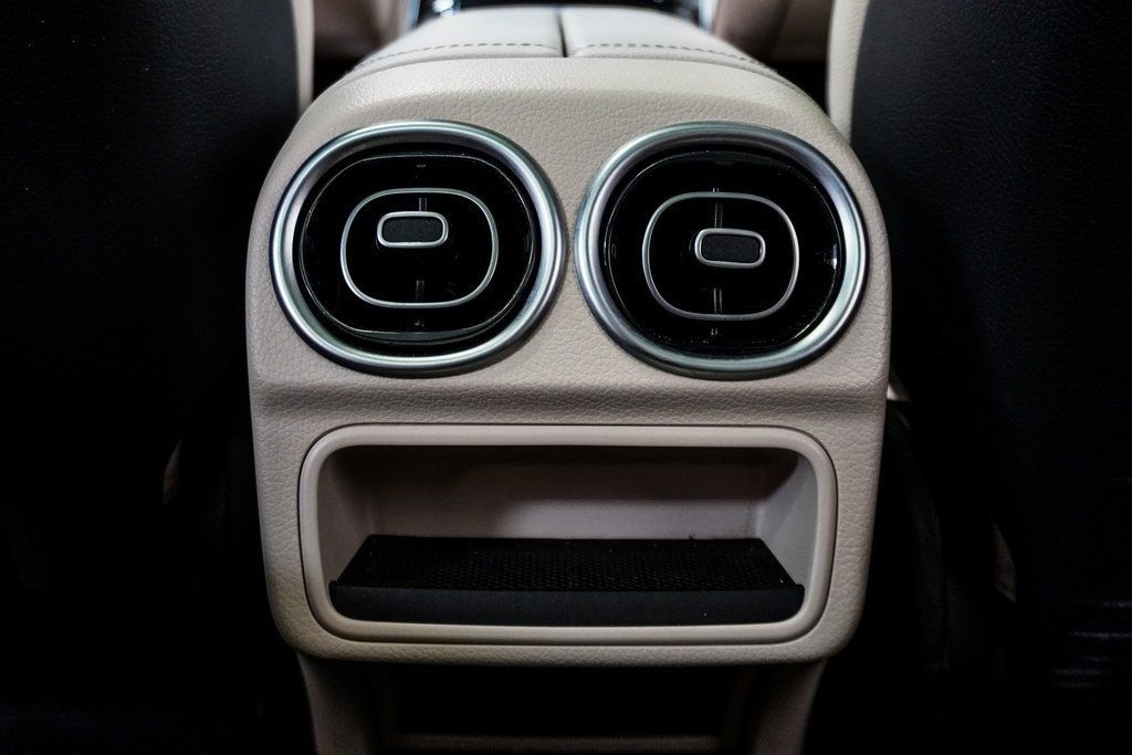 2023 Mercedes Benz C 300 Sedan photo 23