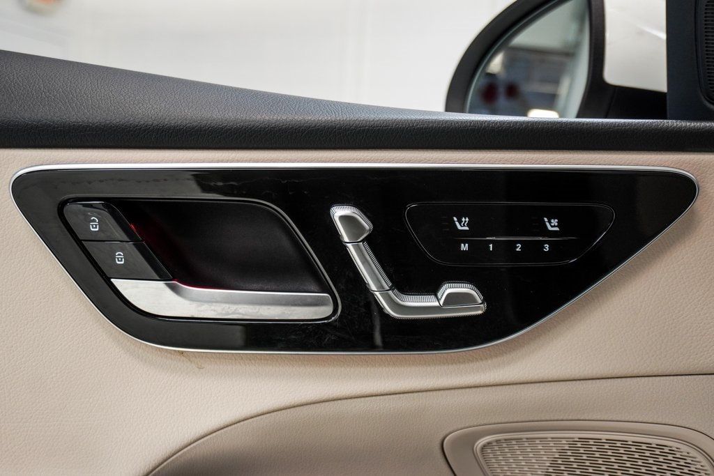 2023 Mercedes Benz C 300 Sedan photo 37