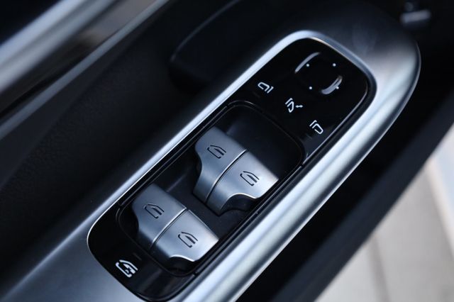 2023 Mercedes-Benz C-Class C 300 Sedan - 23012329 - 42