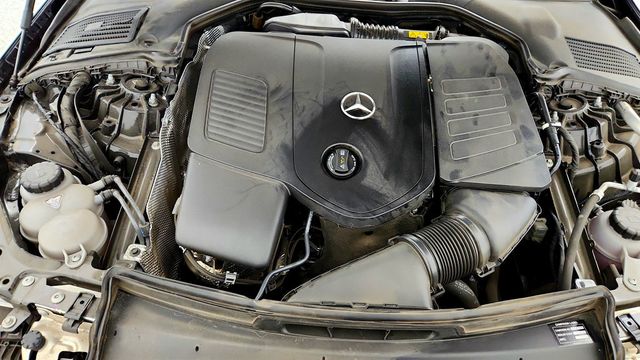 2023 Mercedes-Benz C-Class C 300 Sedan w/ Exclusive Trim Pkg & Panorama Sunroof - 23036382 - 23
