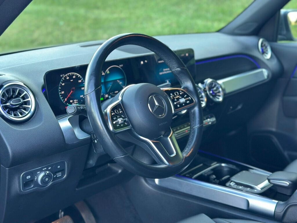 2023 Mercedes Benz EQB photo 14