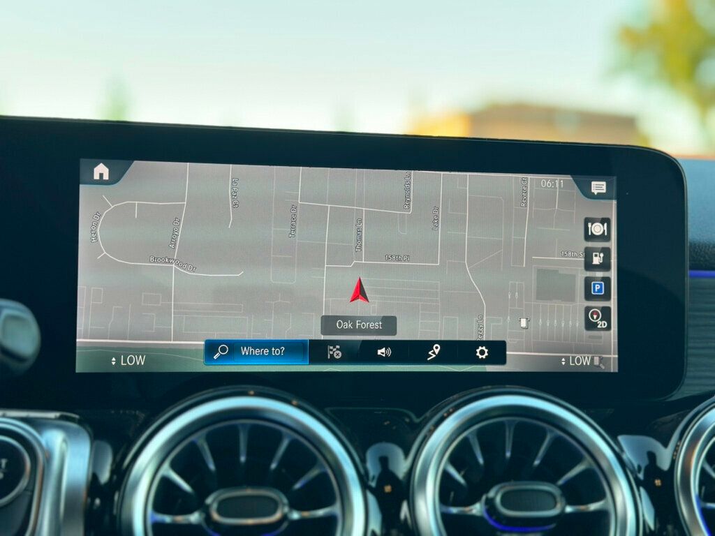 2023 Mercedes Benz EQB photo 34