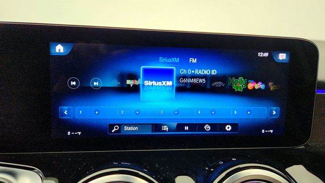 2023 Mercedes-Benz EQB EQB 250+ SUV, Exclusive with 19'' Wheels & Heated Front Seats - 22964447 - 17