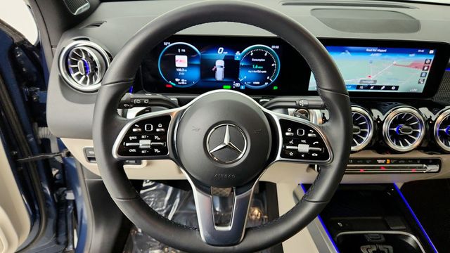 2023 Mercedes-Benz EQB EQB 250+ SUV, Pinnacle with Panorama Roof & 19'' Wheels - 22941427 - 12