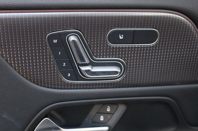2023 Mercedes-Benz EQB EQB 300 - 23037616 - 35