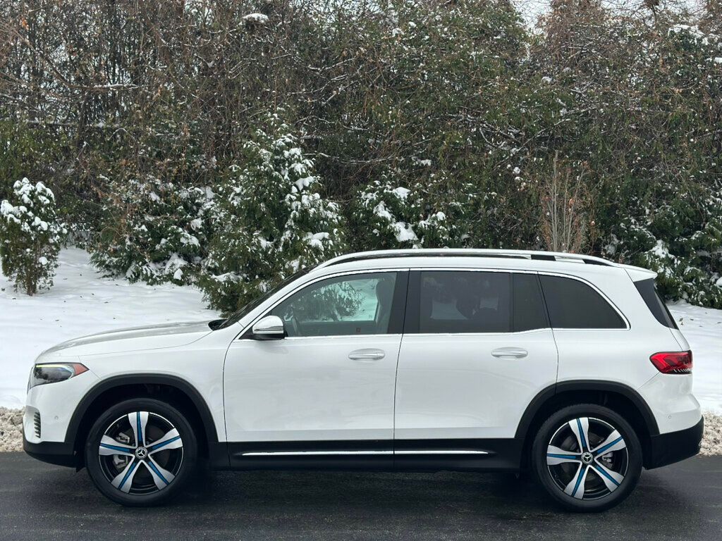 2023 Mercedes Benz EQB 300 4MATIC photo 4