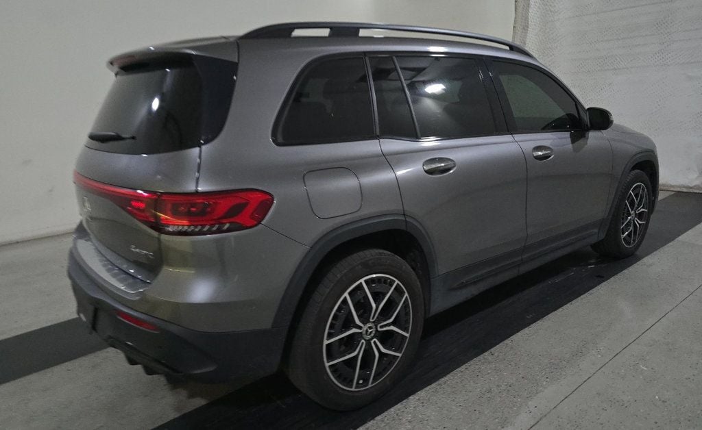 2023 Mercedes Benz EQB 300 4MATIC photo 3