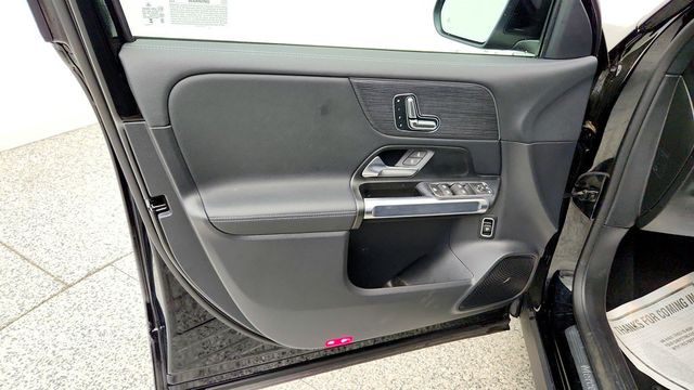 2023 Mercedes-Benz EQB EQB 300 4MATIC SUV, Exclusive w/ LED Projectors & Heated SW - 23033794 - 9