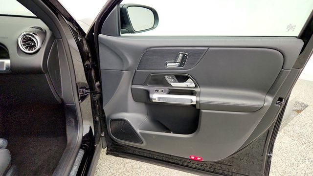 2023 Mercedes-Benz EQB EQB 300 4MATIC SUV, Exclusive w/ LED Projectors & Heated SW - 23033794 - 24