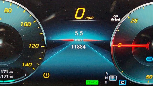 2023 Mercedes-Benz EQB EQB 300 4MATIC SUV, Pinnacle w/ AMG Night Package & Panorama Roo - 22942907 - 14