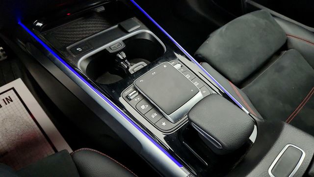 2023 Mercedes-Benz EQB EQB 300 4MATIC SUV, Pinnacle w/ AMG Night Package & Panorama Roo - 22942907 - 15