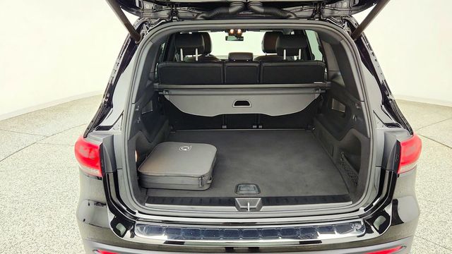 2023 Mercedes-Benz EQB EQB 300 4MATIC SUV w/ Exclusive Package & Heated Front Seats - 23100035 - 18