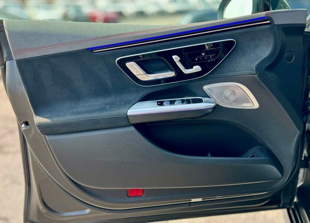 2023 Mercedes Benz EQE Sedan AMG photo 12
