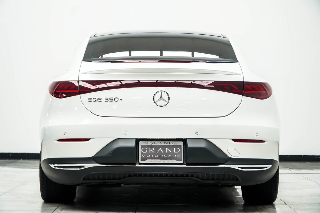 Mercedes-Benz EQE photo 17