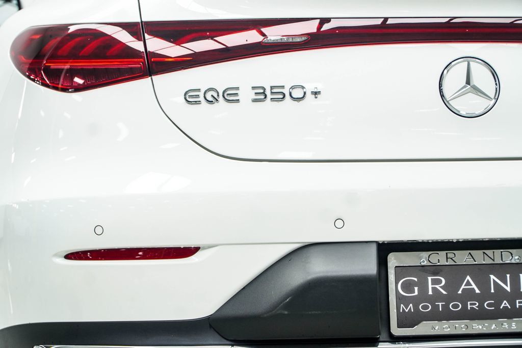 Mercedes-Benz EQE photo 20