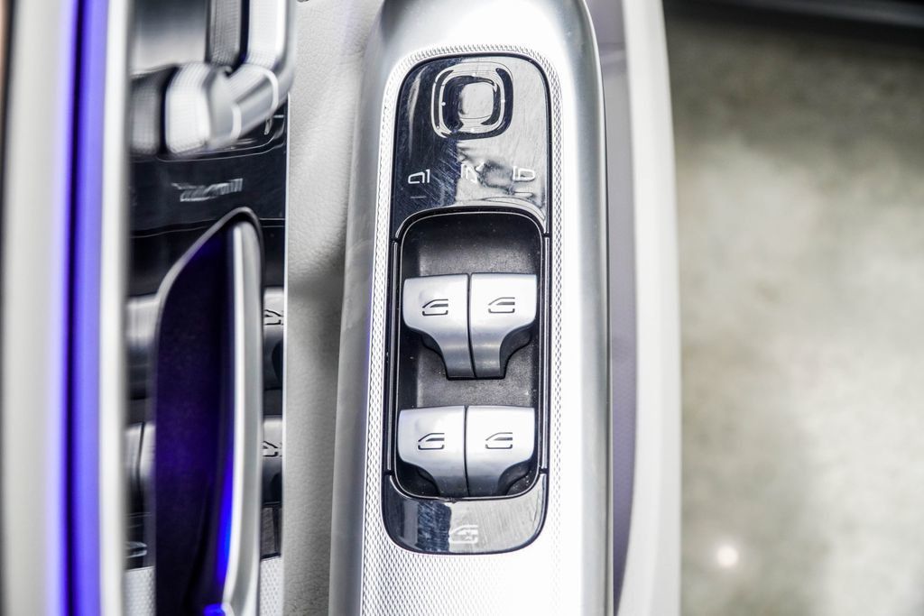 Mercedes-Benz EQE photo 44