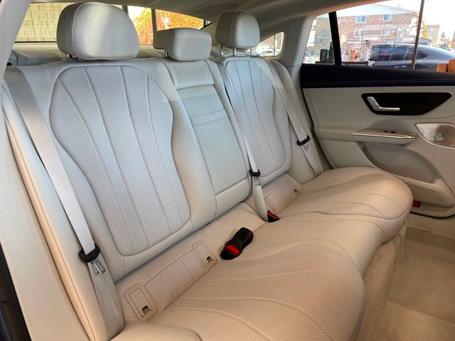 2023 Mercedes-Benz EQE EQE 350 4MATIC+ Sedan - 22942697 - 24