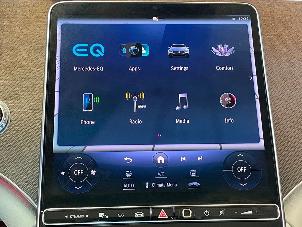 2023 Mercedes-Benz EQE EQE 350 4MATIC+ Sedan - 22942697 - 40