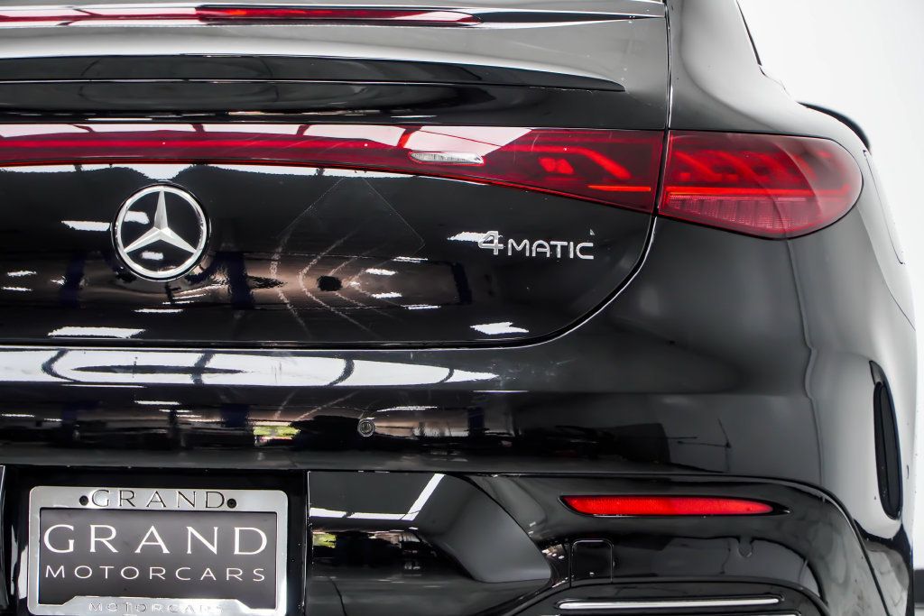 Mercedes-Benz EQE photo 18