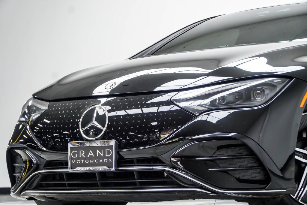 Mercedes-Benz EQE photo 2