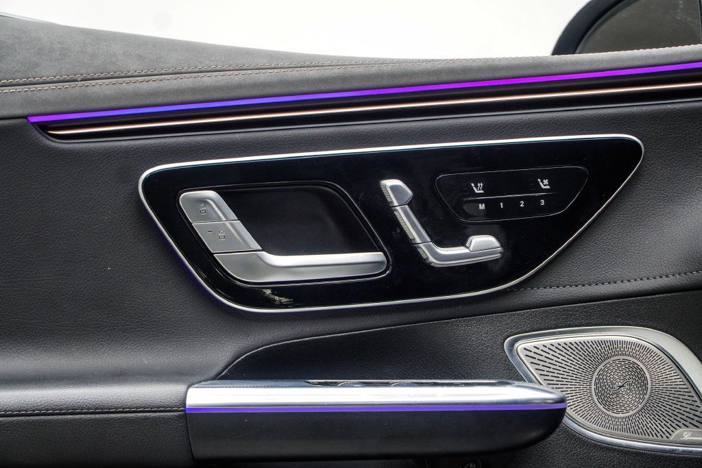 Mercedes-Benz EQE photo 42