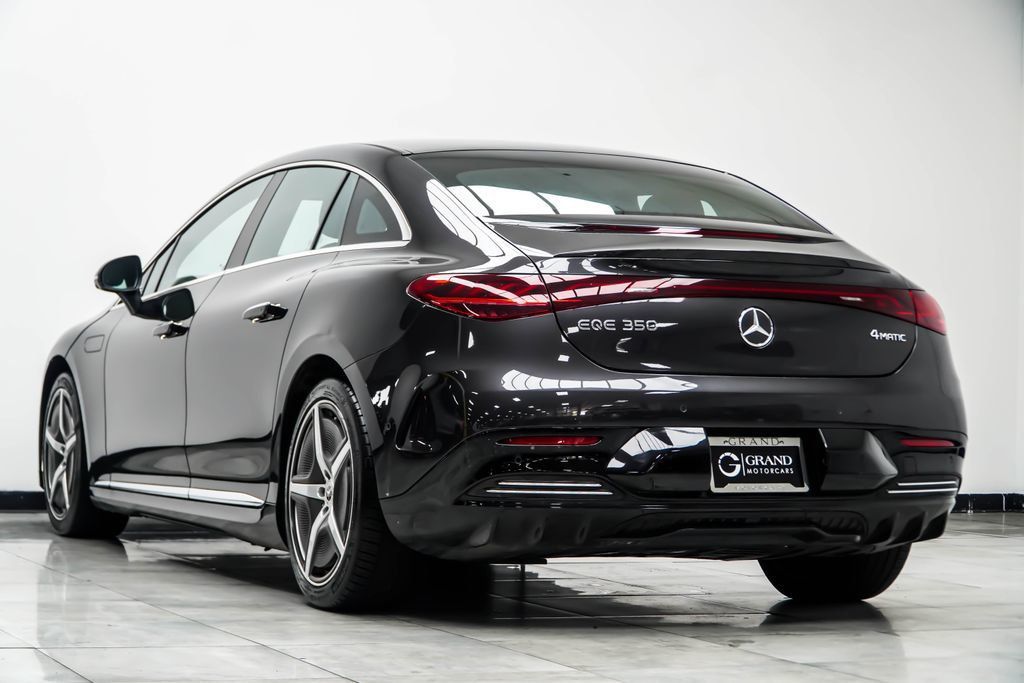 Mercedes-Benz EQE photo 14