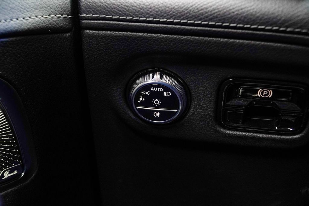 Mercedes-Benz EQE photo 34