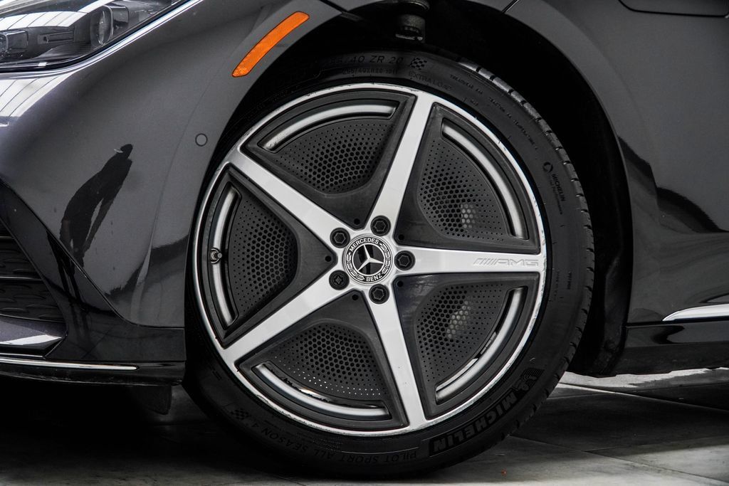 Mercedes-Benz EQE photo 7