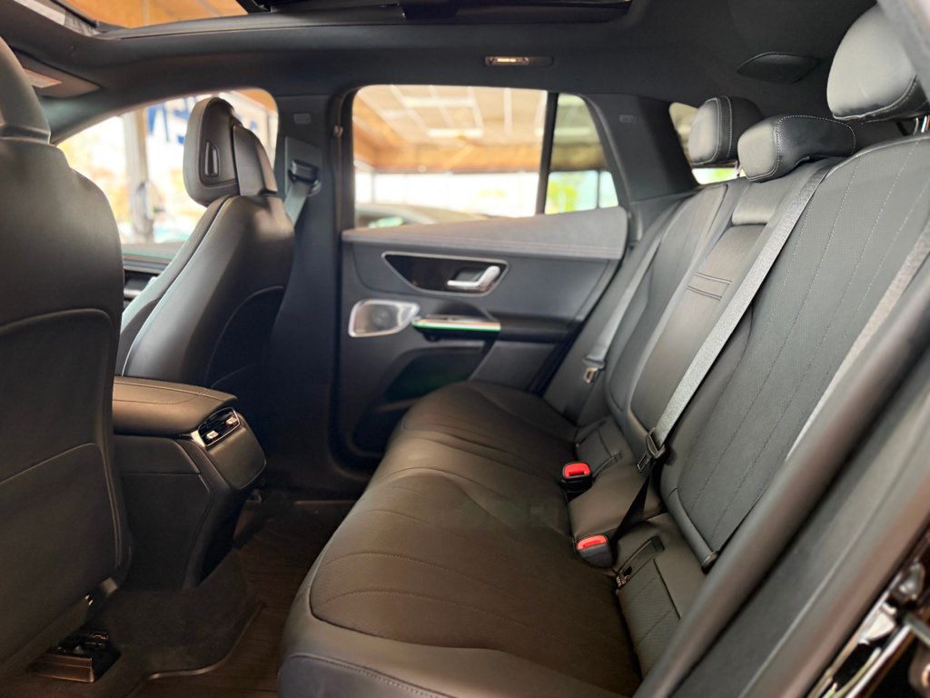 2023 Mercedes Benz EQE SUV 350 4MATIC photo 14