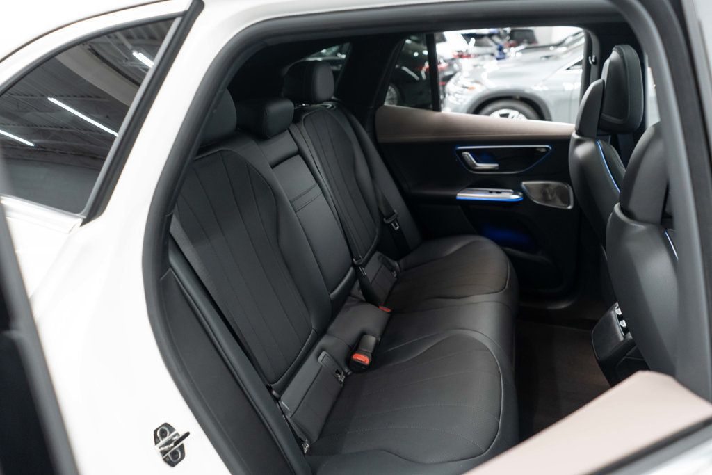 Mercedes-Benz EQE photo 13